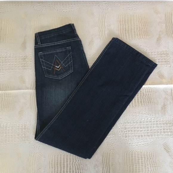 7 For All Mankind "A" PocketRhinestoneBootcut Jean - Picture 1 of 8